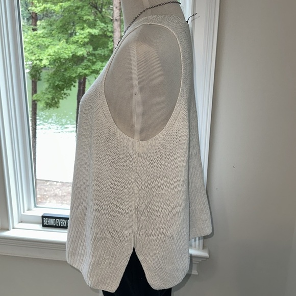 Eileen Fisher Ribbed V-neck Sweater Tank, S/P, EUC - Picture 3 of 7
